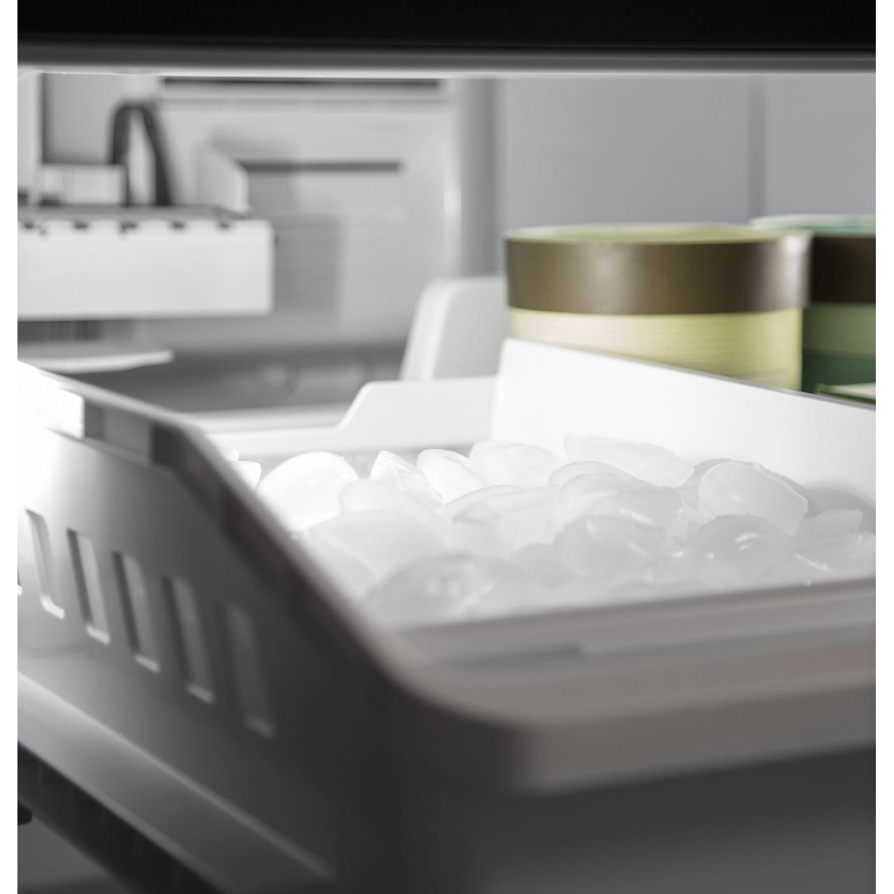  GE 30-inch, 21 cu.ft. Freestanding Bottom Freezer Refrigerator with Interior Ice Maker GDE21EYKFS IMAGE 7