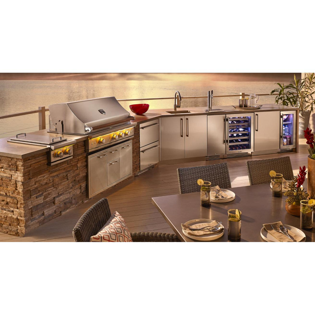  True Residential 300 Series 3.1 cu.ft. Beverage Dispenser TUR-15BD-R-SS-C IMAGE 6