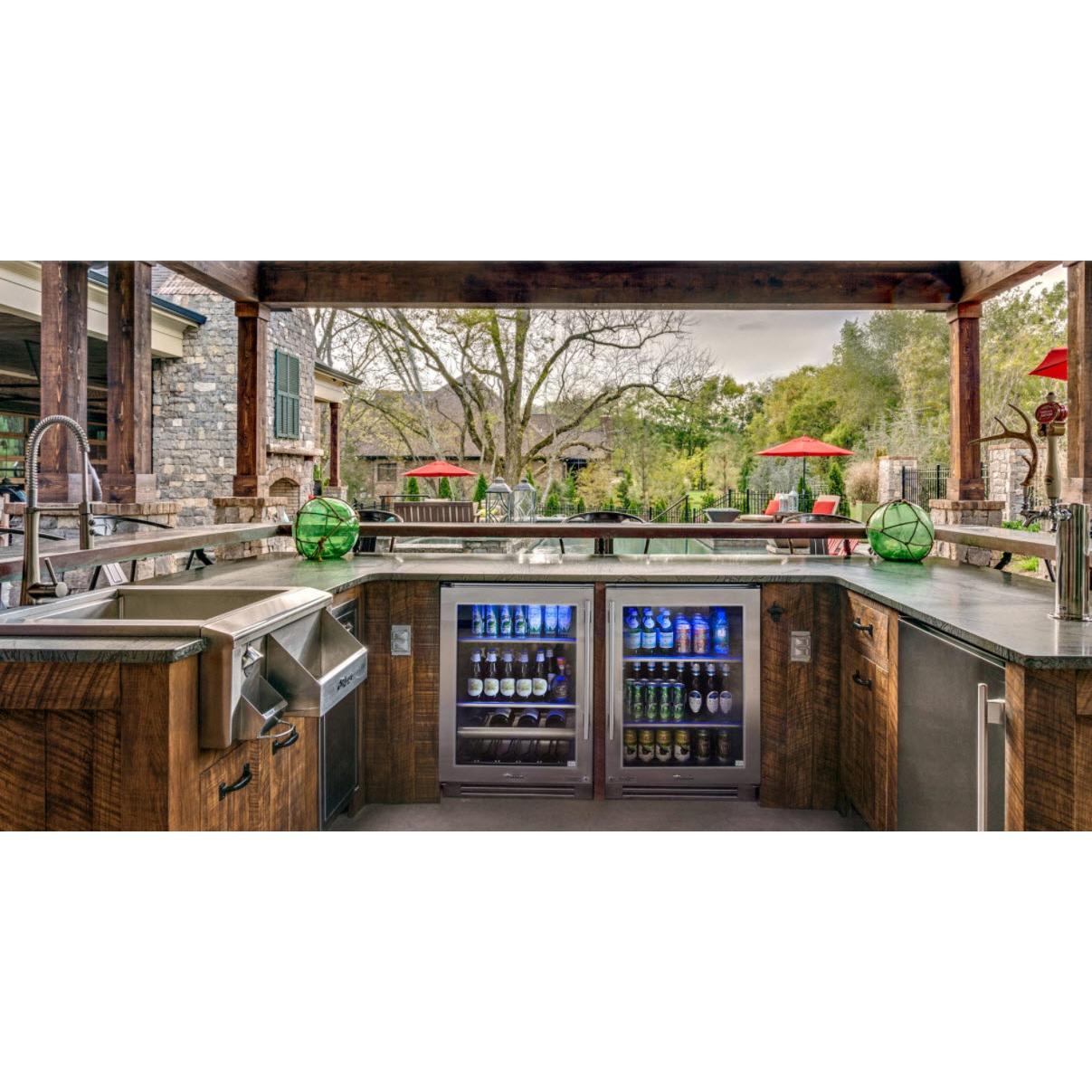  True Residential 300 Series 3.1 cu.ft. Beverage Dispenser TUR-15BD-L-SS-C IMAGE 2