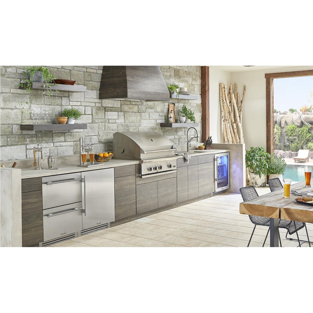  True Residential 300 Series 5.75 cu.ft. Beverage Dispenser TUR-24DD-L-SS-C IMAGE 2
