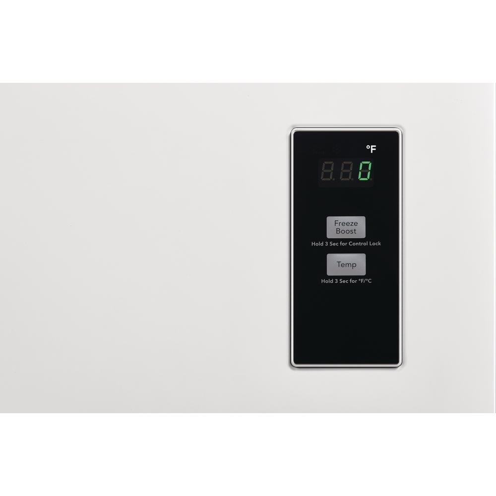  Frigidaire 24.8 cu.ft. Chest Freezer FFCL2542AW IMAGE 6