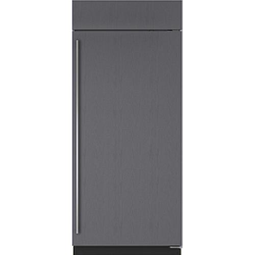  Sub-Zero Upright Freezer with Interior Lighting CL3650F/O/R IMAGE 1