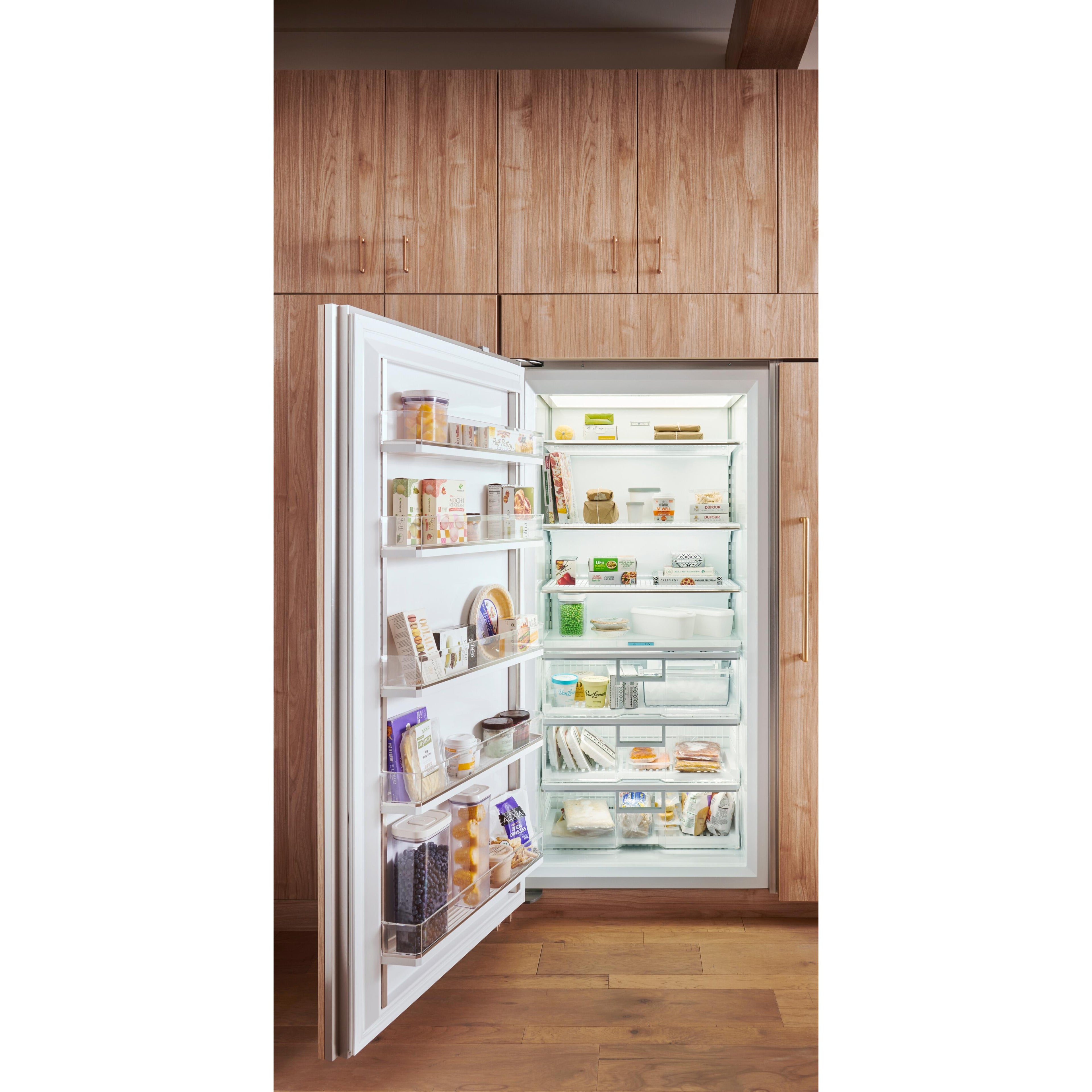  Sub-Zero Upright Freezer with Interior Lighting CL3650F/S/P/L IMAGE 3
