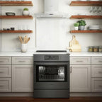  Bosch 30-inch Slide-in Induction Range with Genuine European Convection HII8047C IMAGE 2