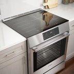  Bosch 30-inch Slide-in Induction Range with Genuine European Convection HIIP057C IMAGE 11