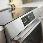  Bosch 30-inch Slide-in Induction Range with Genuine European Convection HIIP057C IMAGE 13
