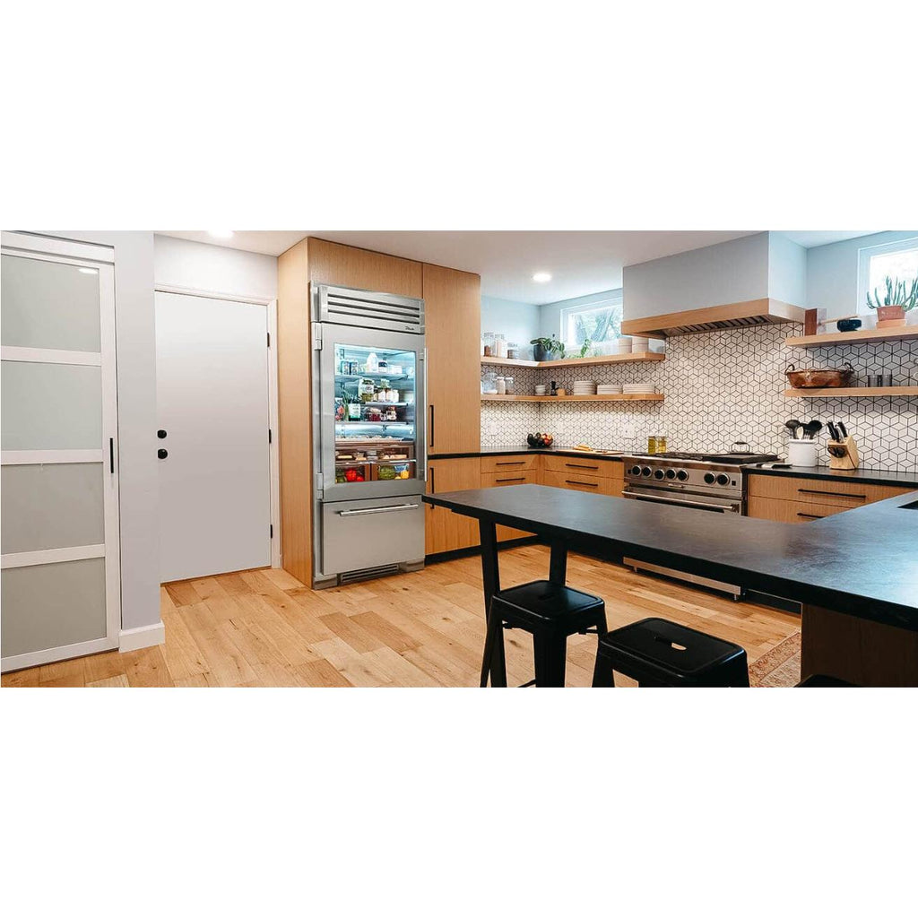  True Residential 36-inch, 22.6 cu. ft. Built-in Bottom Freezer Refrigerator with Ice Maker TR-36RBF-L-SG-A IMAGE 6