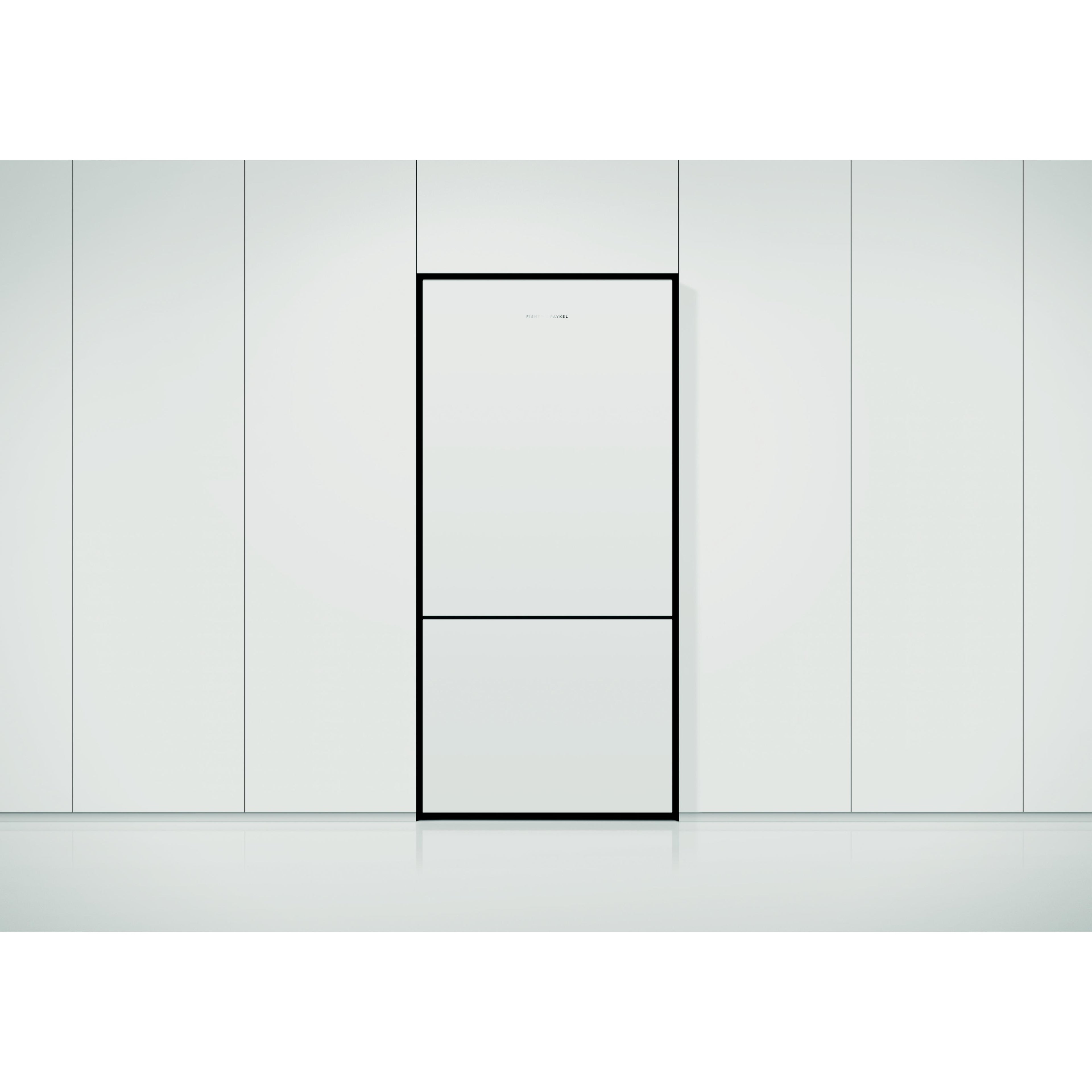  Fisher & Paykel 32-inch, 17.5 cu. ft. Counter-Depth Bottom Freezer Refrigerator RF170BLPW6NSP IMAGE 2