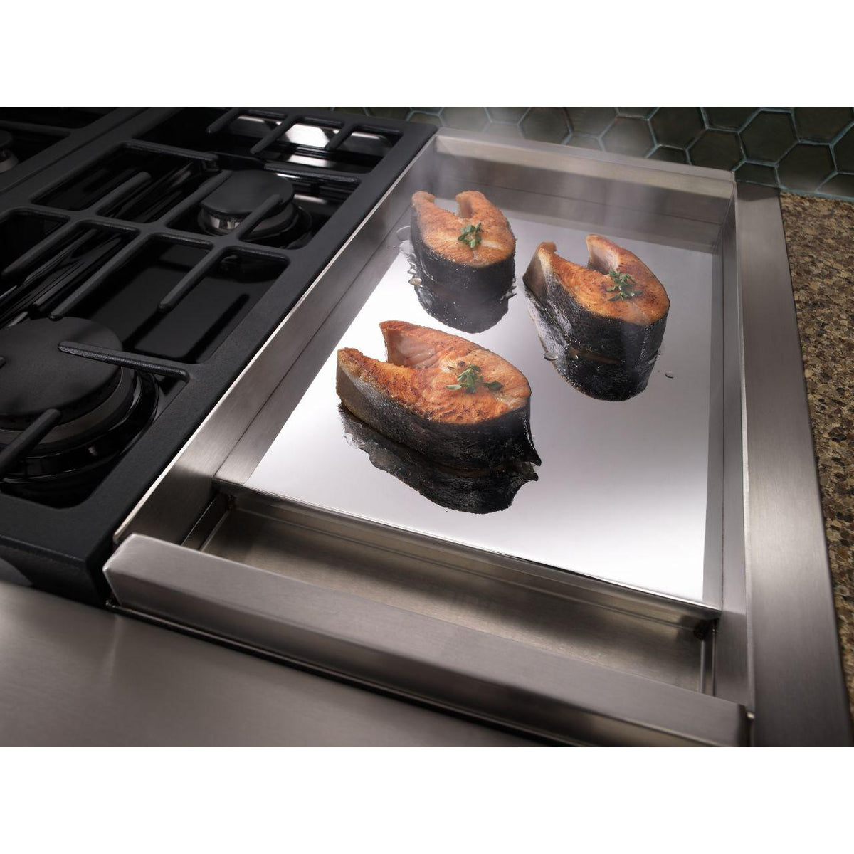  JennAir 48-inch Freestanding Gas Range with MultiMode® Convection JGRP548WP IMAGE 2