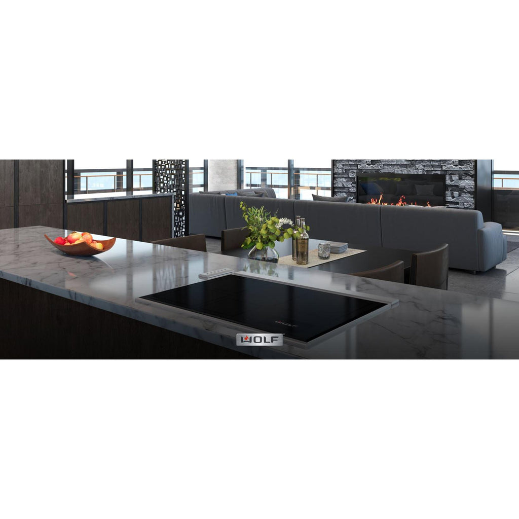  Wolf 30-inch Built-in Induction Cooktop with 17 Power Settings CI30460T/S IMAGE 4