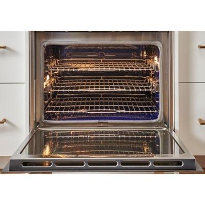  Wolf 30-inch, 5.1 cu. ft. Built-in Single Wall Oven with Dual VertiFlow™ Convection System SO3050CM/S IMAGE 3