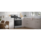  Frigidaire 30-inch Freestanding Gas Range FCRG3051BS IMAGE 2