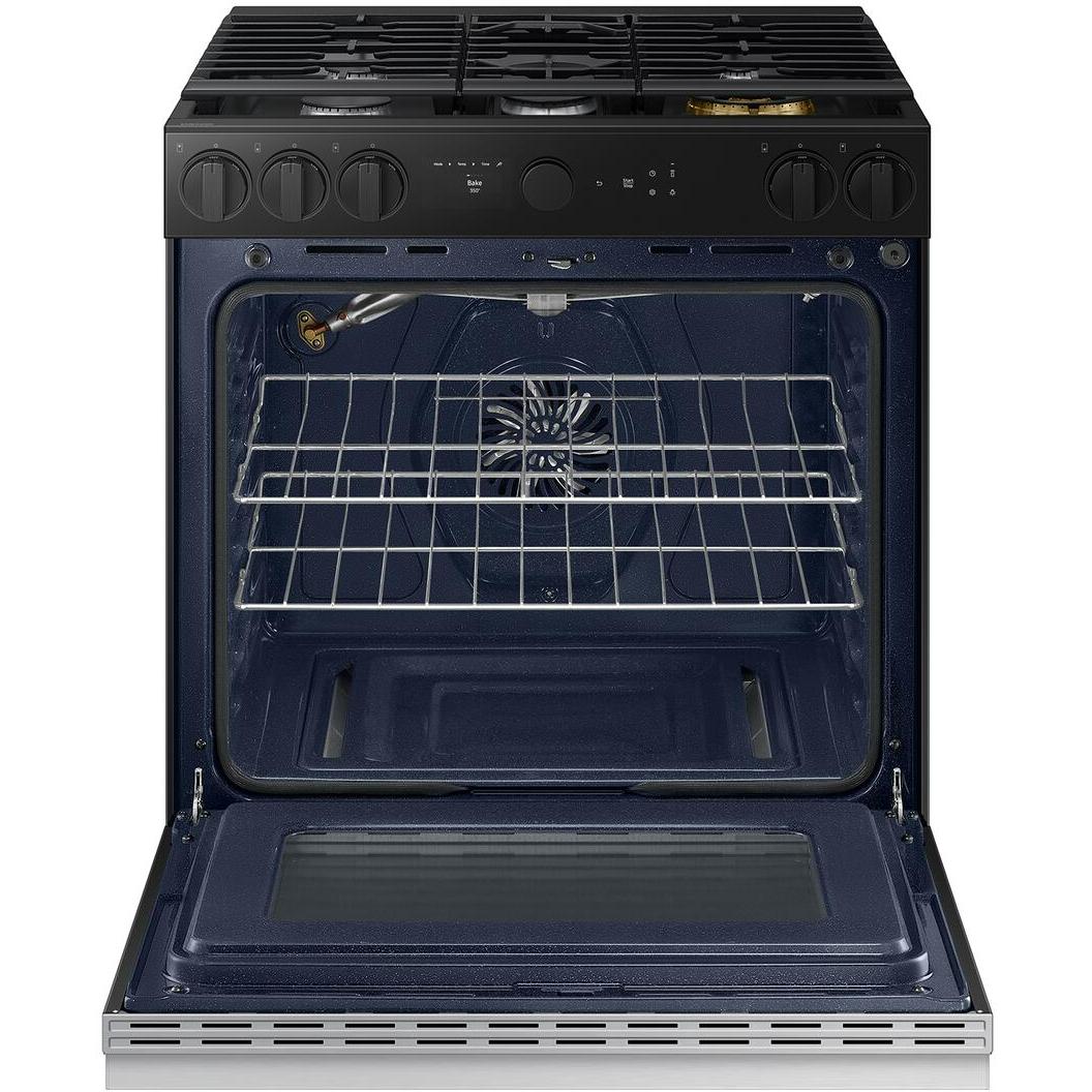  Samsung 6.0 cu. ft. Bespoke Smart Slide-In Gas Range NSG6DG8700SR/AA IMAGE 2