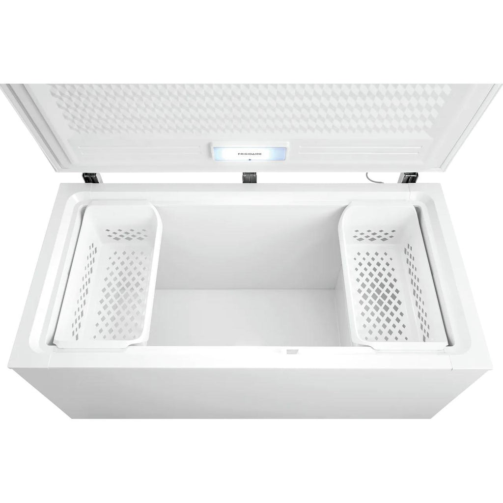  Frigidaire 14.8 cu.ft.Chest Freezer with LED Lighting FFCL1542AWSP IMAGE 3