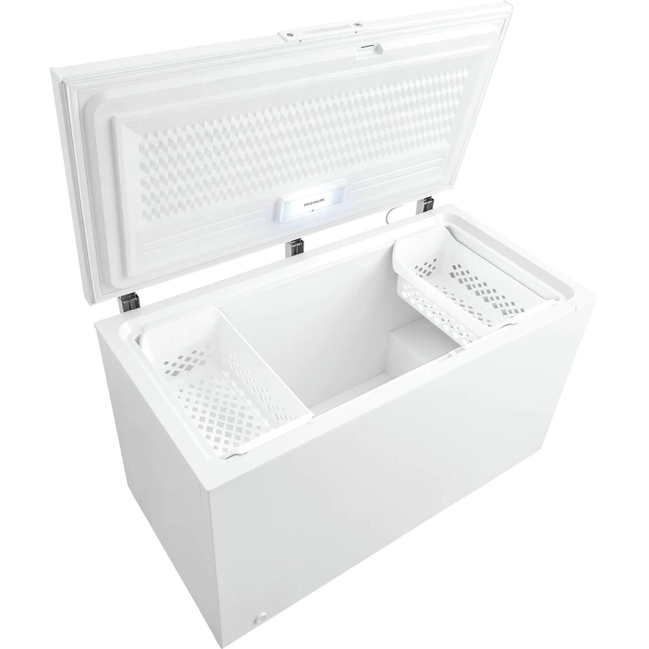  Frigidaire 14.8 cu.ft.Chest Freezer with LED Lighting FFCL1542AWSP IMAGE 4