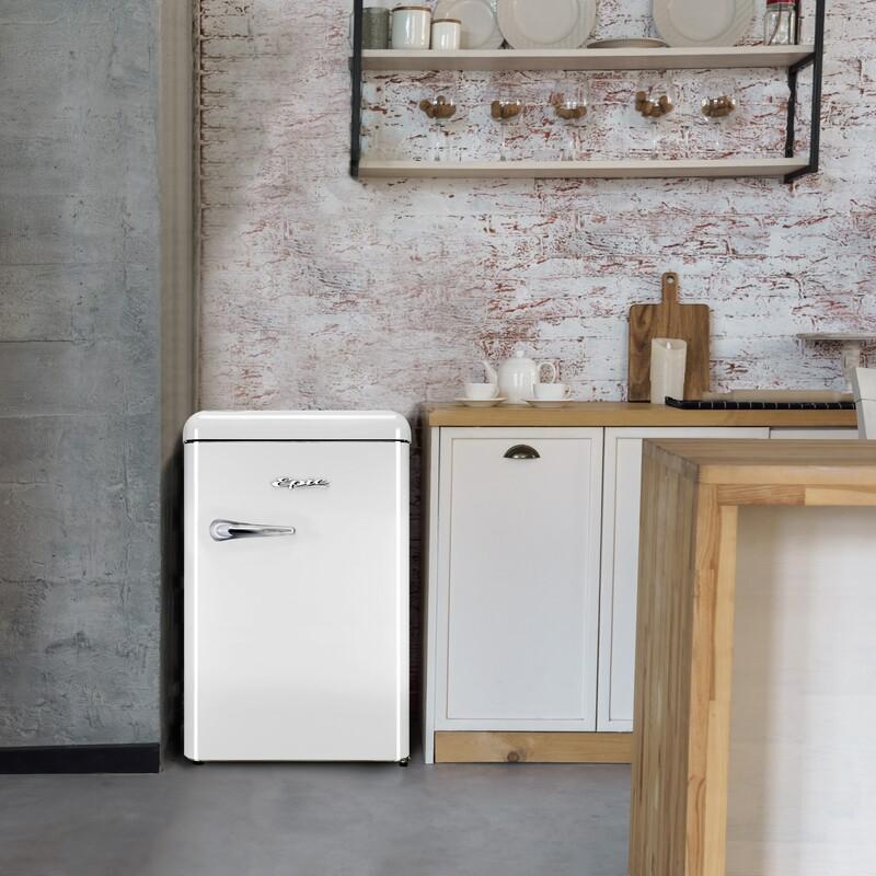  Epic 21.5-inch, 4.3 cu. ft. Retro Compact Refrigerator ECRR43W IMAGE 3
