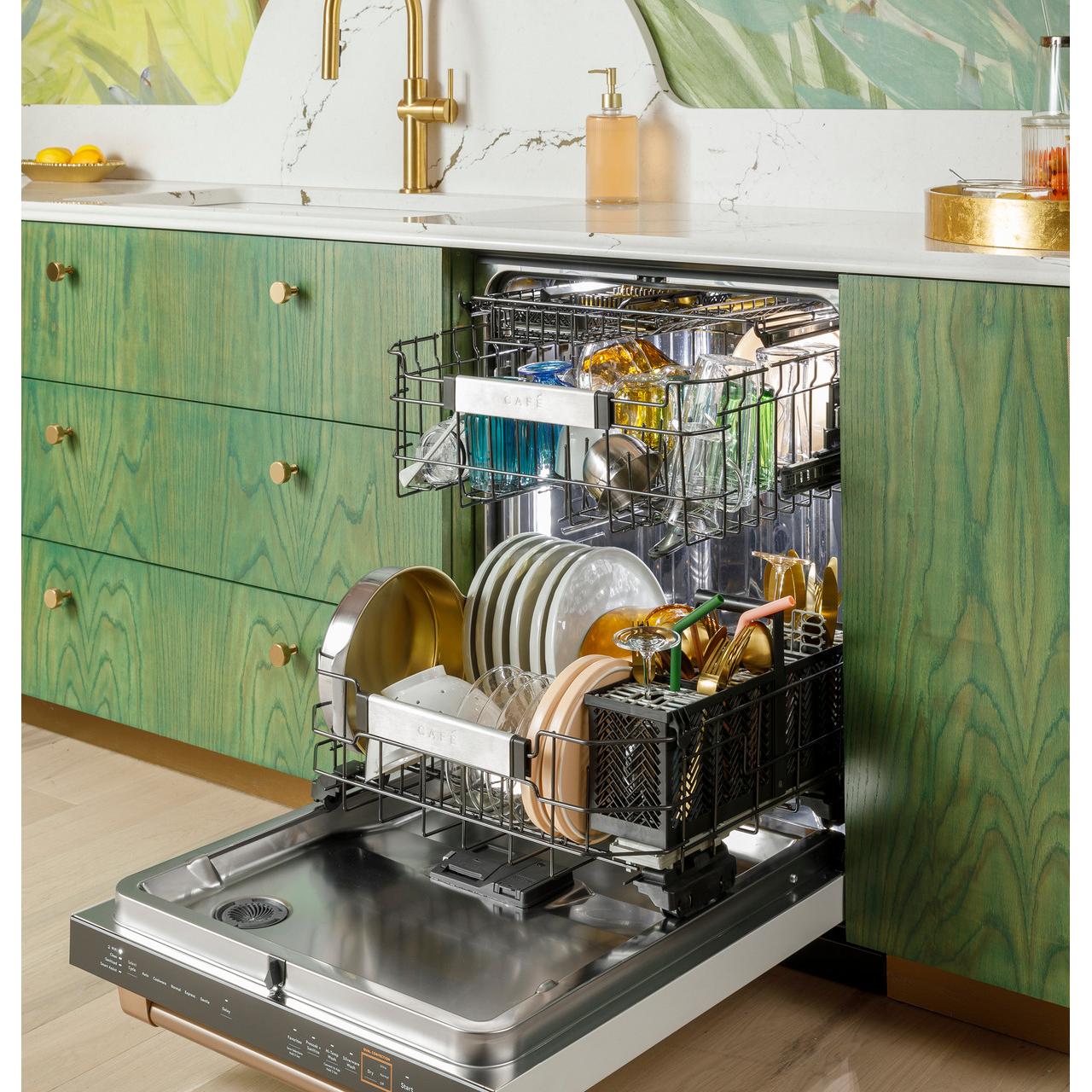  Café 24-inch Built-In Dishwasher with WiFi CDT888P2VS1 IMAGE 4