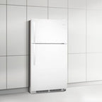  Frigidaire 28-inch, 14.8 cu. ft. Top Freezer Refrigerator FFHT1515LW IMAGE 3