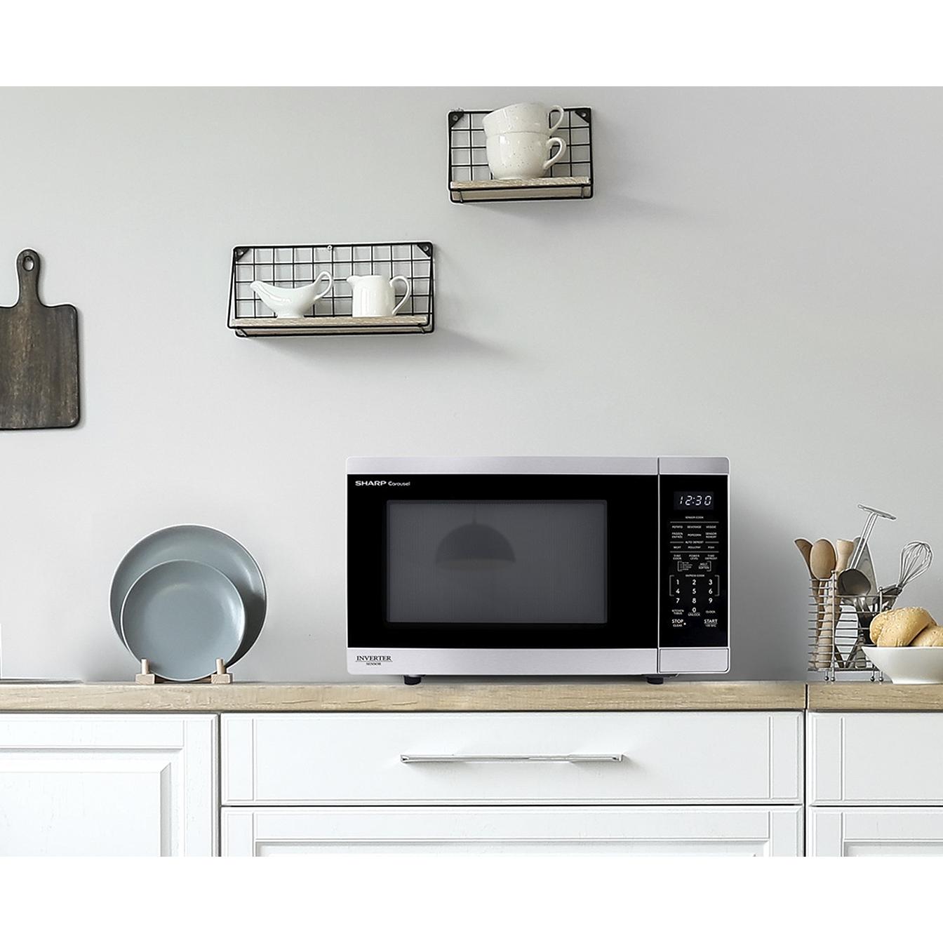  Sharp 21.8-inch, 1.6 cu. ft. Countertop Microwave Oven SMC1664KSC IMAGE 7