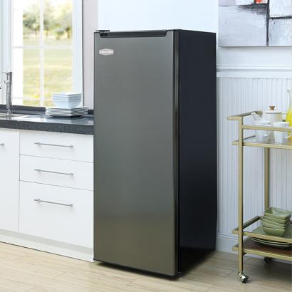  Marathon 6.5 cu. ft. Upright Freezer MUF65BLS-2 IMAGE 4