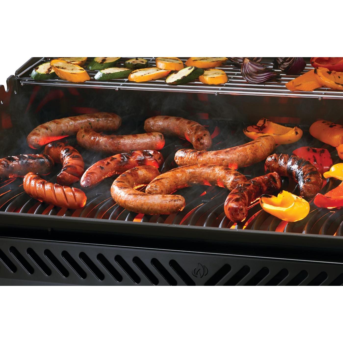  Napoleon Rogue® Pro 625 SIB Gas Grill with Infrared Side Burner - Natural Gas RP625SIBNK-2 IMAGE 9