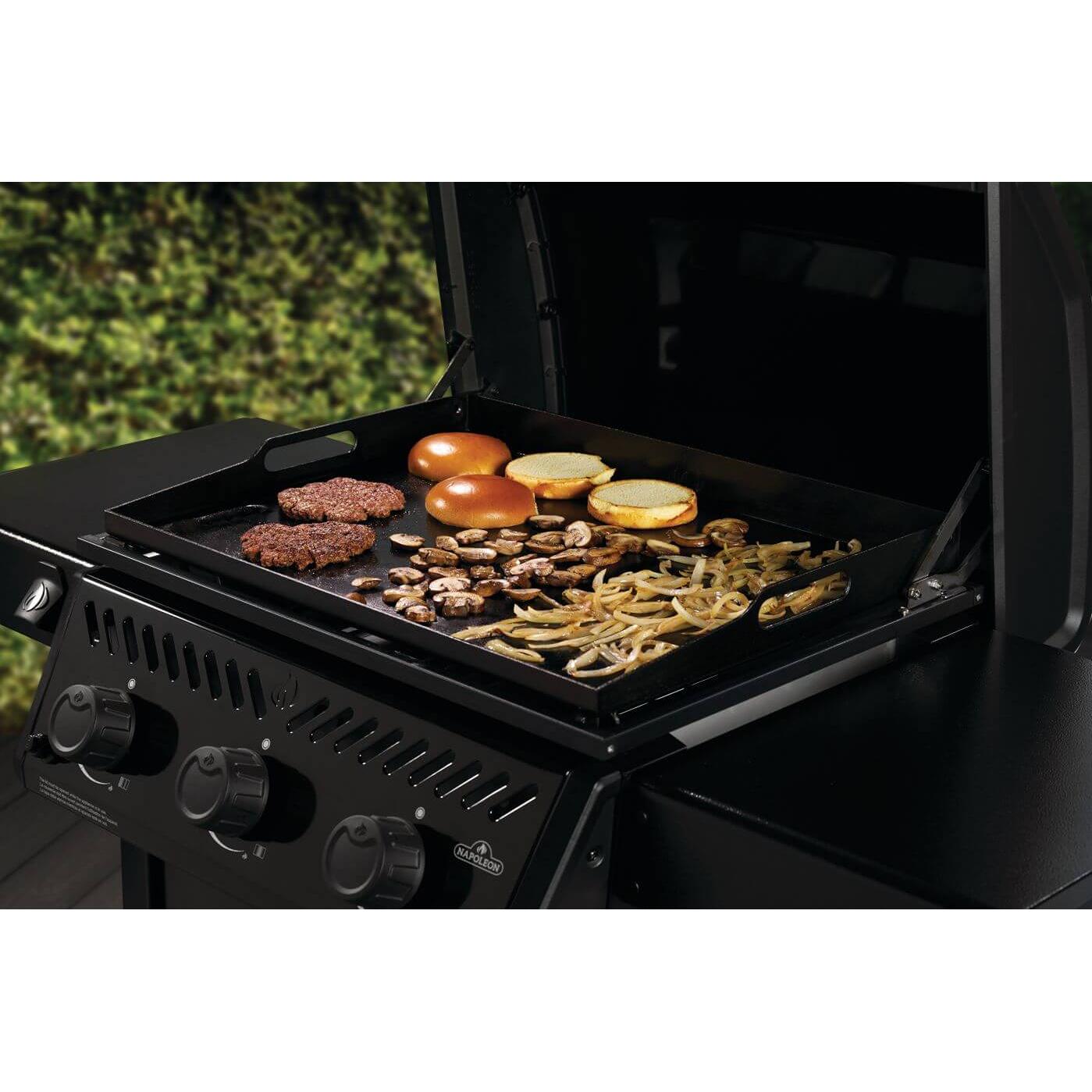  Napoleon Freestyle™ 24-inch Pre-seasoned Non-Stick Griddle - Liquid Propane F24DFTPK IMAGE 10