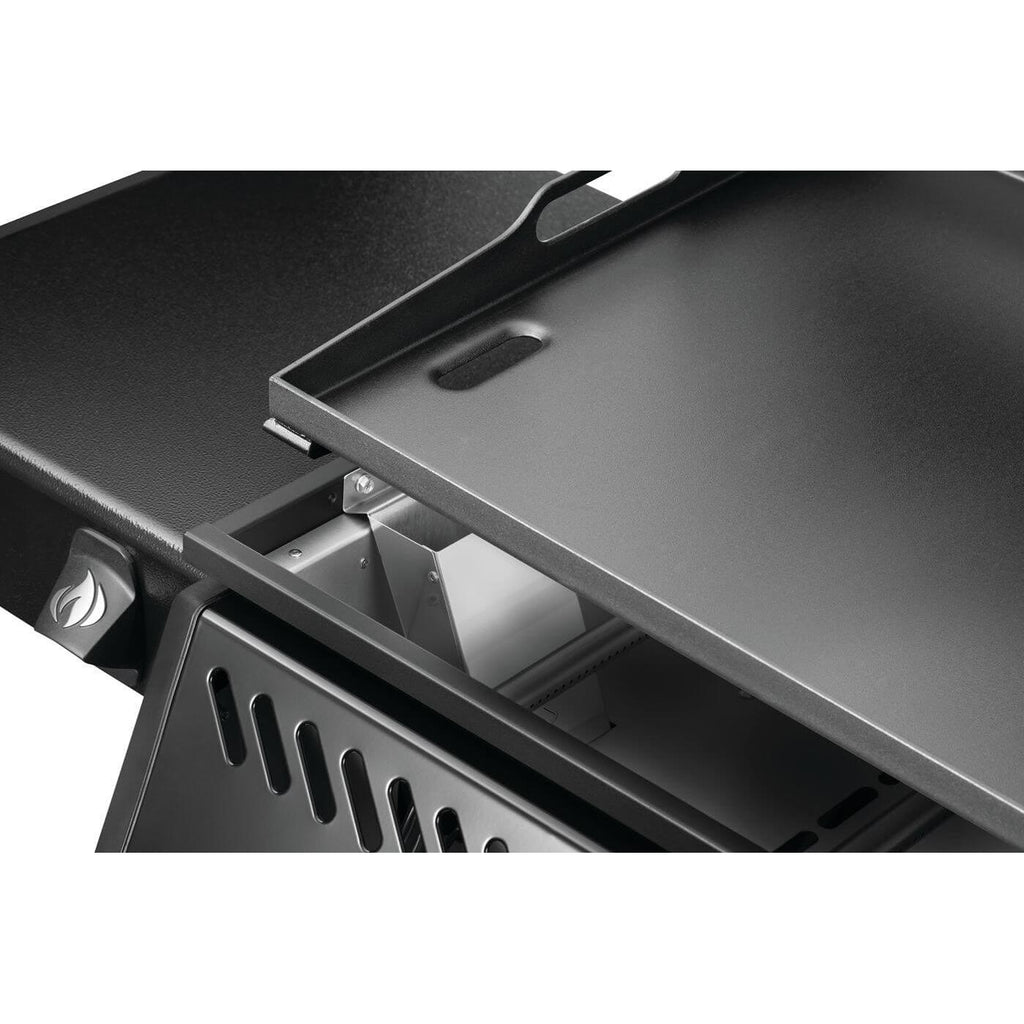  Napoleon Freestyle™ 24-inch Pre-seasoned Non-Stick Griddle - Liquid Propane F24DFTPK IMAGE 5