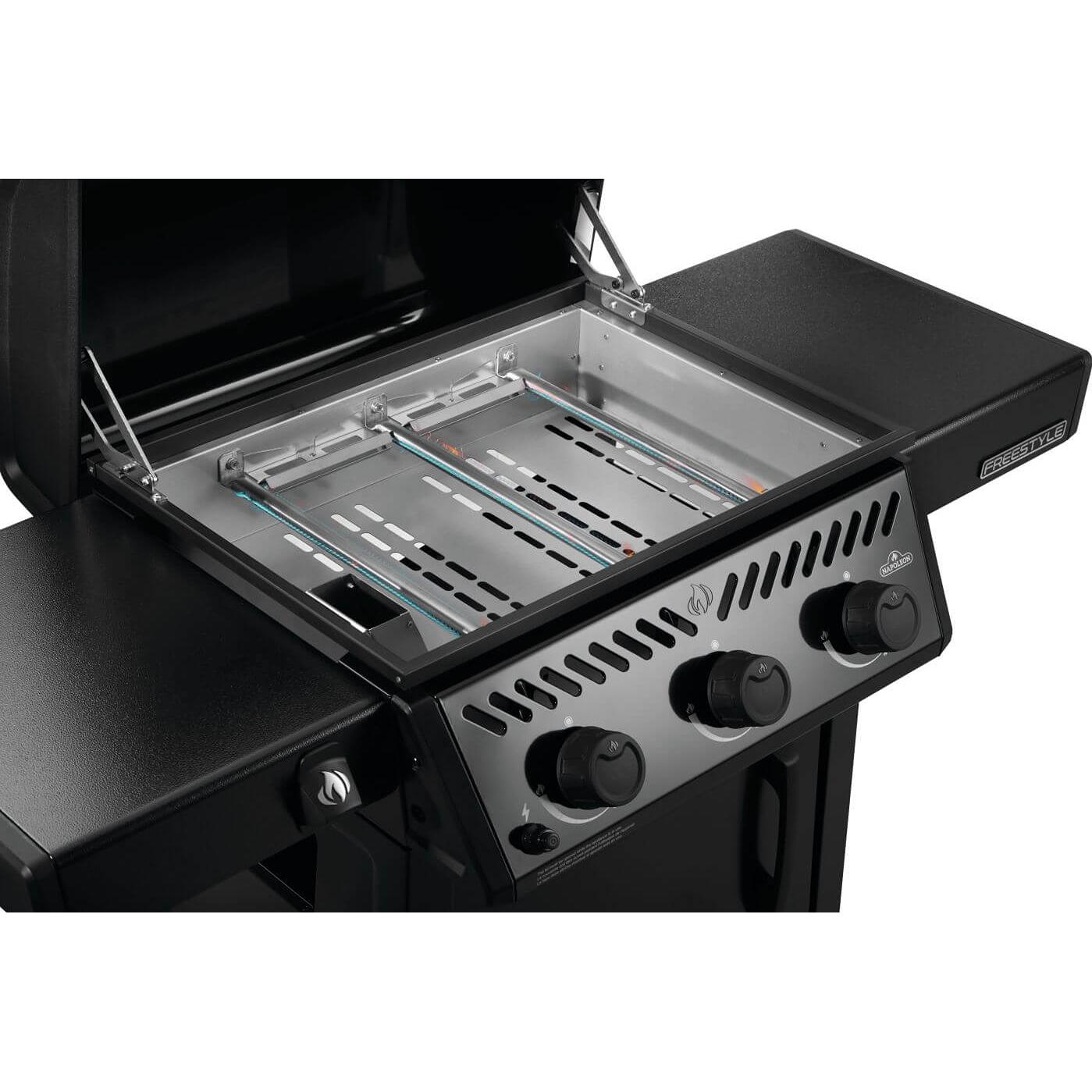  Napoleon Freestyle™ 24-inch Pre-seasoned Non-Stick Griddle - Liquid Propane F24DFTPK IMAGE 6