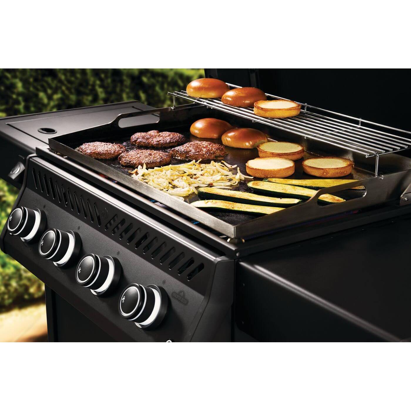  Napoleon Rogue® PRO Phantom 30-inch Griddle - Liquid Propane RP30FTPK-PHM IMAGE 6