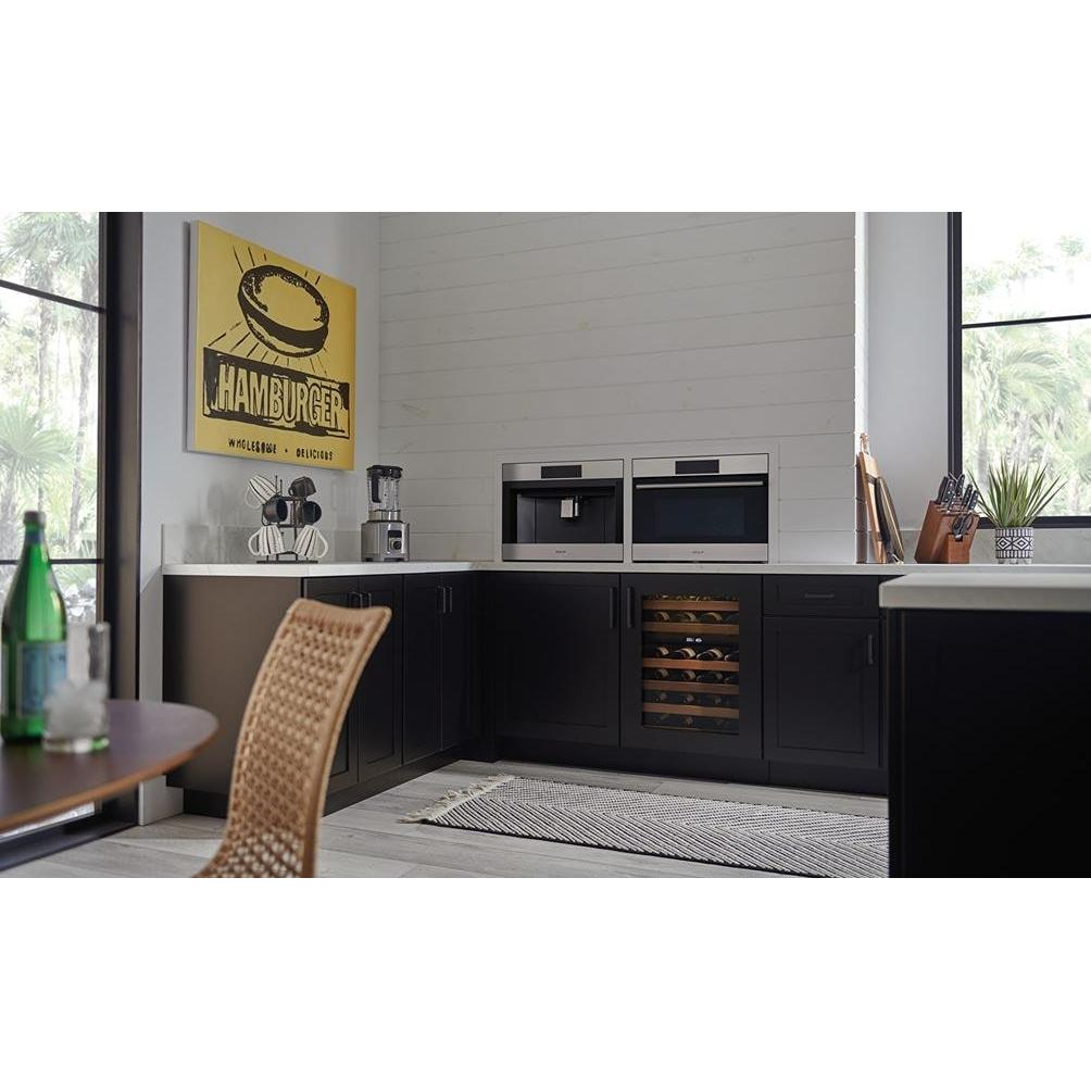  Wolf 24-inch E Series Transitional Drop-Down Door Microwave Oven MDD2450TE/S/T IMAGE 5