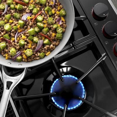  JennAir 34-inch Built-In Gas Cooktop CVGX2423B IMAGE 3