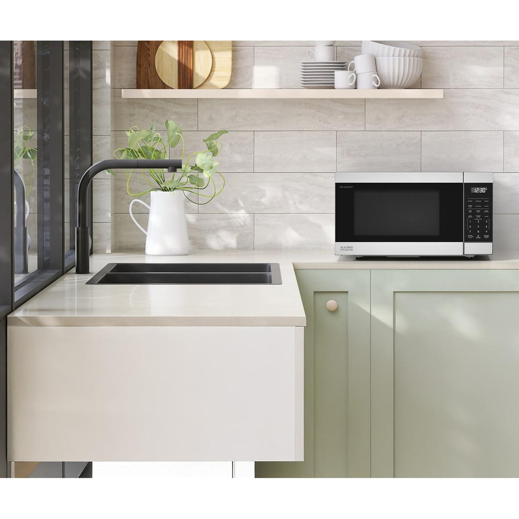  Sharp 21.22-inch, 1.1 cu. ft. Countertop Microwave Oven with Inverter Technology SMC1174KSC IMAGE 7