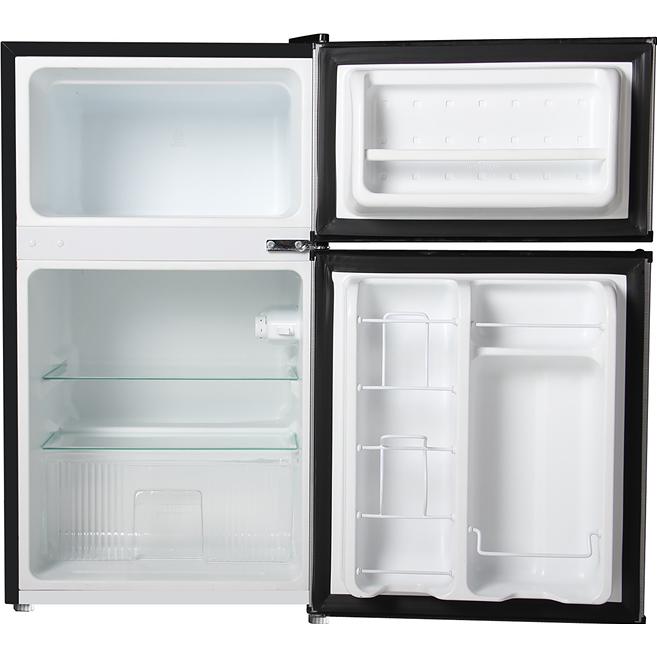 Frigidaire 19-inch, 3.1 cu. ft. Compact Refrigerator FRPE3136AV IMAGE 2