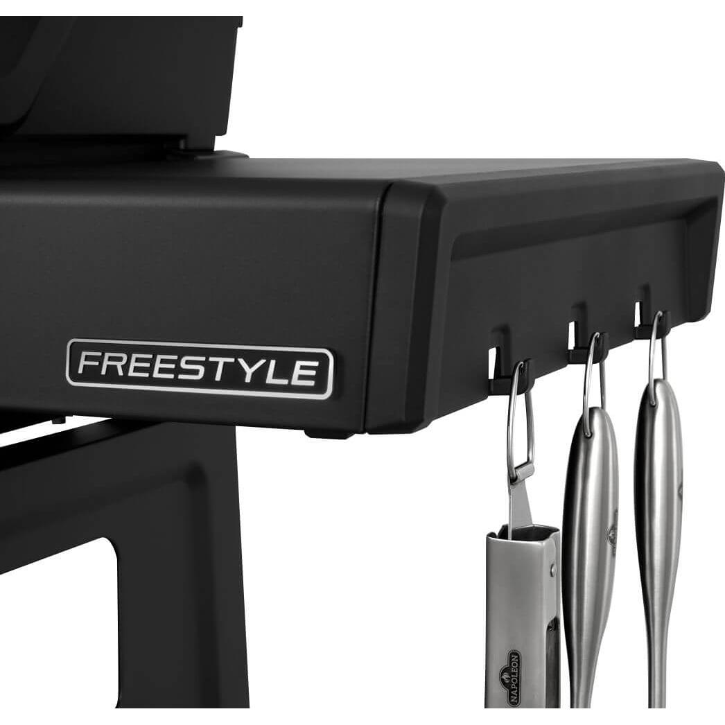  Napoleon Freestyle™ 365 Gas Grill - Liquid Propane F365DPMK-1 IMAGE 6