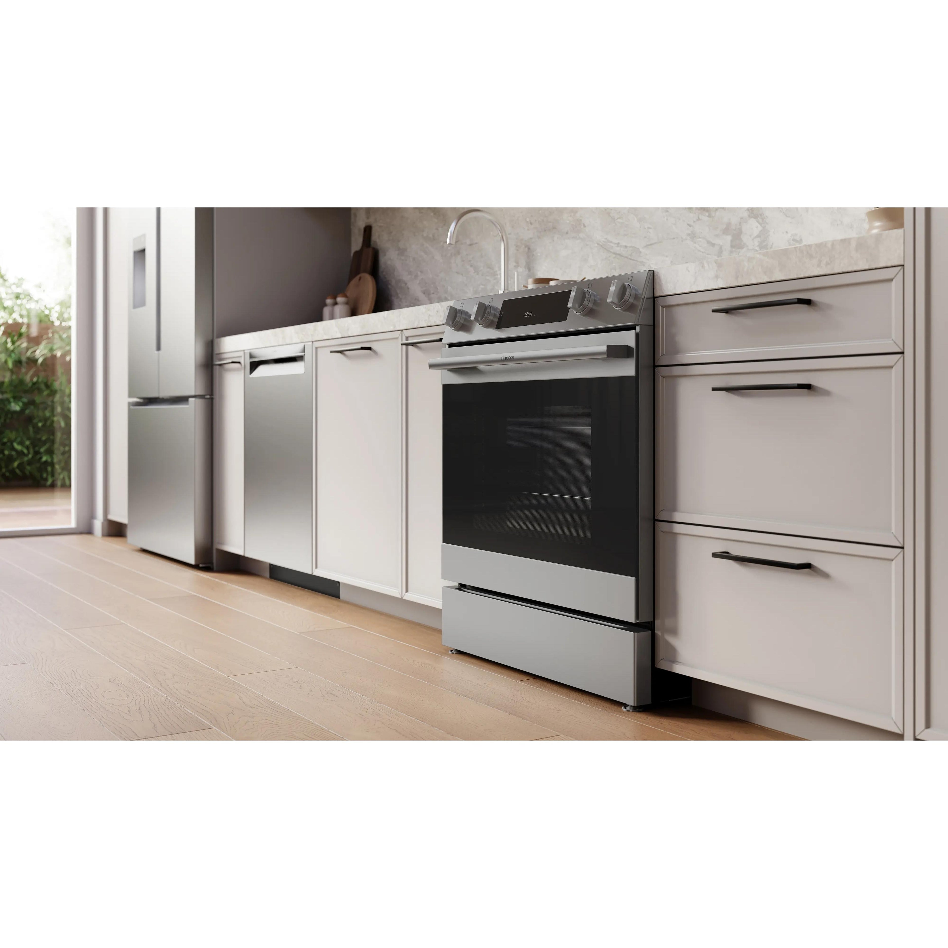  Bosch 300 Series Electric Freestanding Range HEF3050MC IMAGE 16