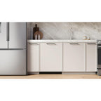  Bosch 24-inch 300 Series Dishwasher SHV53EM3N IMAGE 18