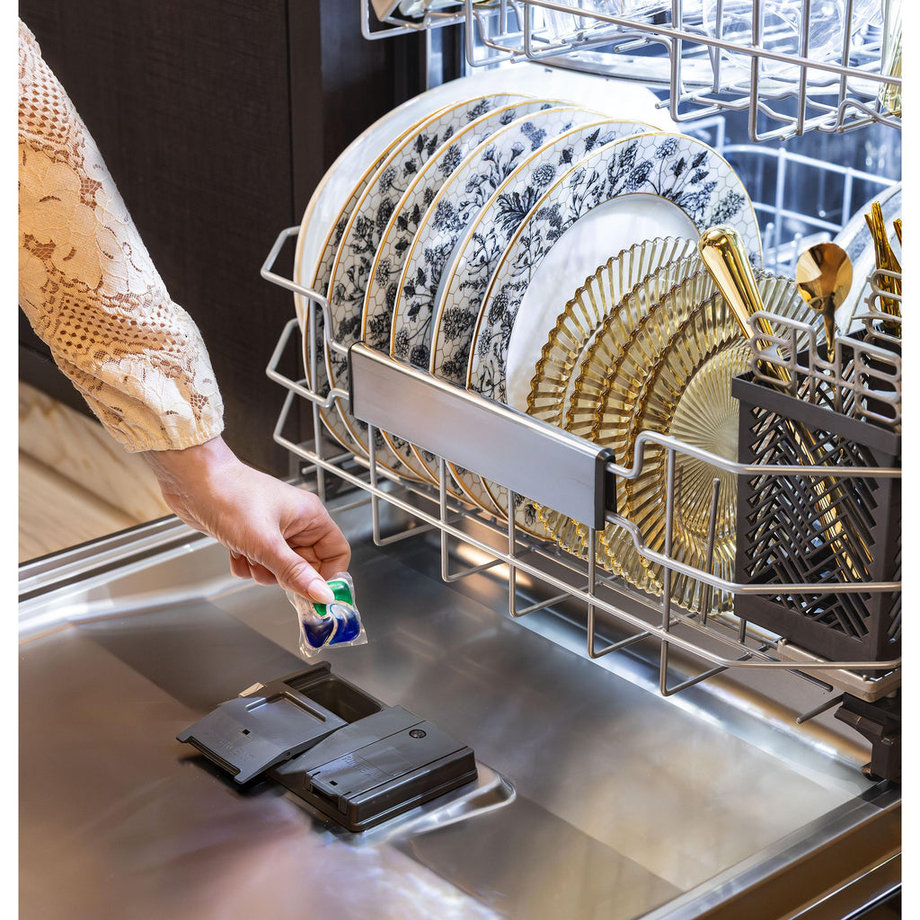  Monogram 24-inch Premium Fully Integrated Dishwasher ZDT900SSYSS IMAGE 18