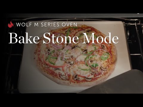  Wolf 30-inch, 5.1 cu. ft. Built-in Single Wall Oven with Dual VertiFlow™ Convection System SO3050CM/S EXTERNAL_VIDEO 2